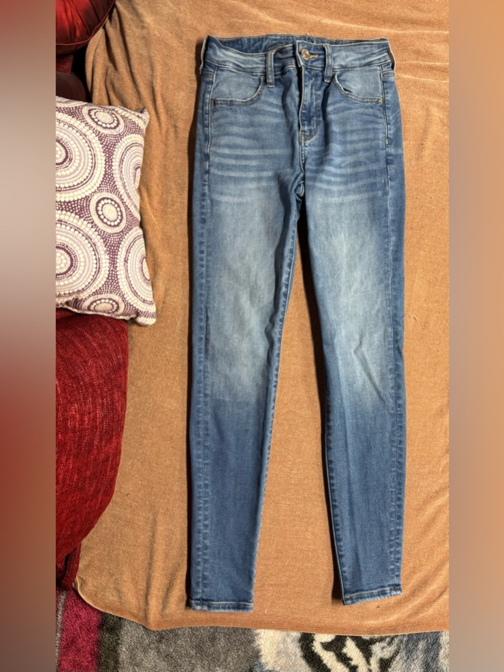 American Eagle Outfitters Light-Med Blue Skinny Jeans